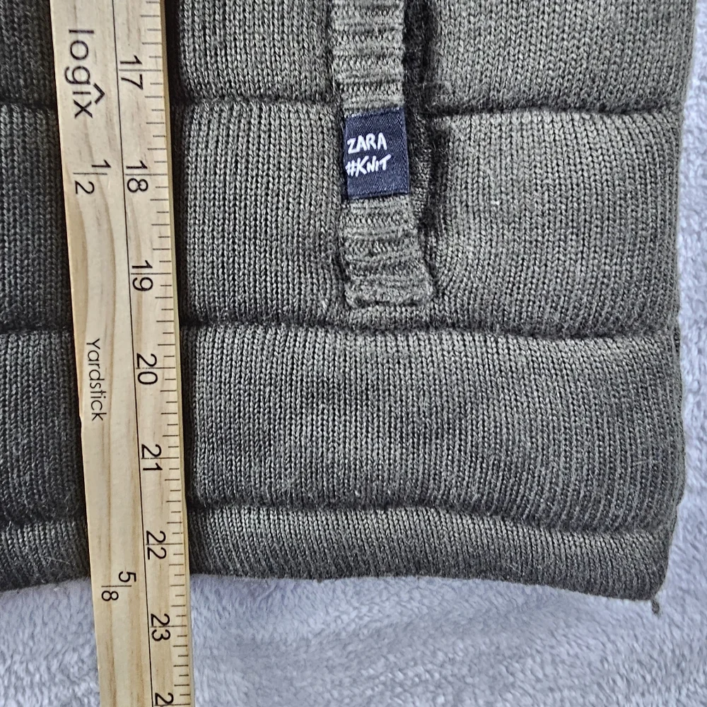 Zara Kids Zip Up Knitted Vest Size 11-12 Years Green